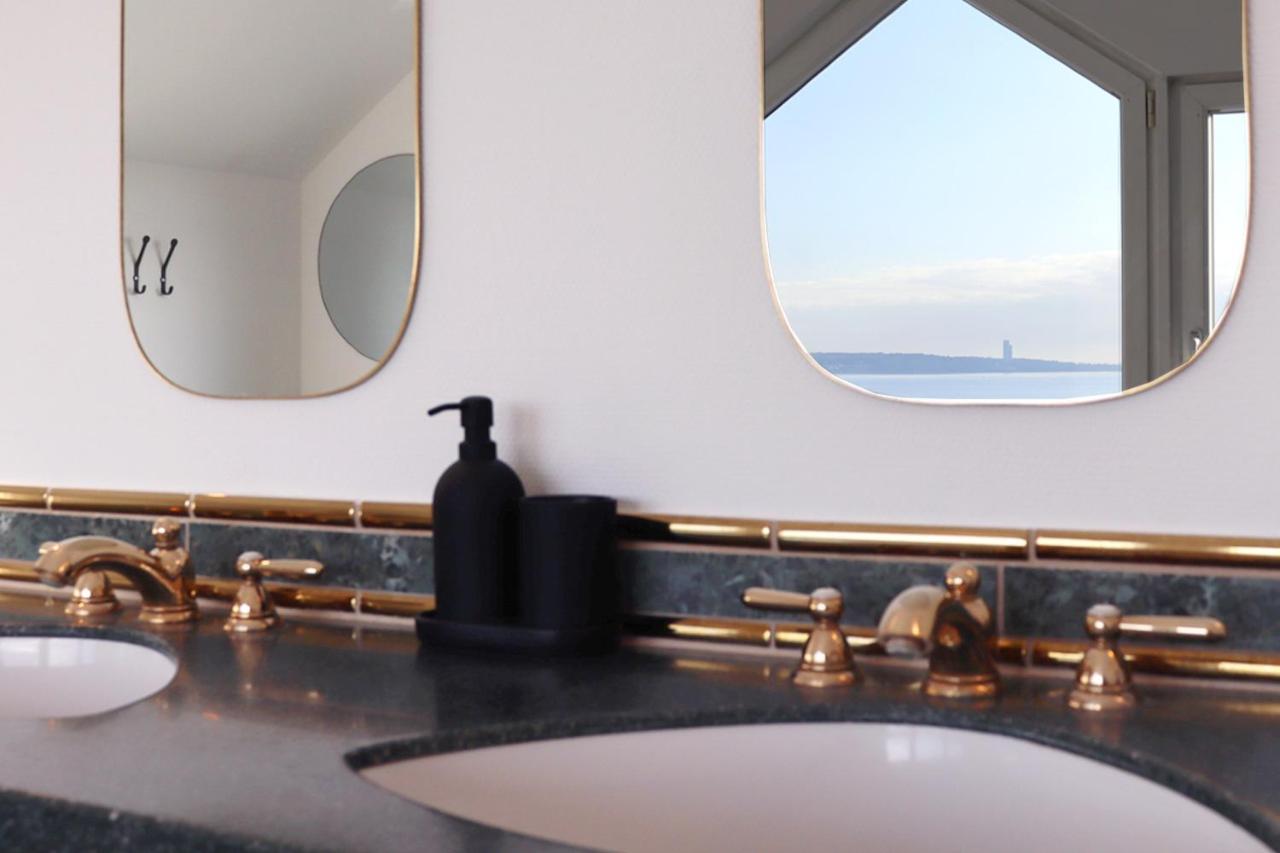Grosse Penthouse Ferienwohnung Mit Meerblick, Sonnenterrasse & Luxusbad Von "Momentic" Зирксдорф Экстерьер фото
