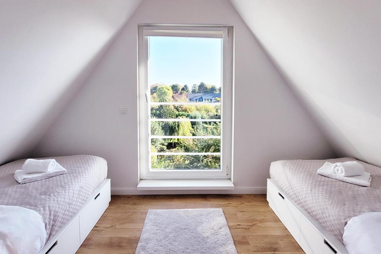 Grosse Penthouse Ferienwohnung Mit Meerblick, Sonnenterrasse & Luxusbad Von "Momentic" Зирксдорф Экстерьер фото